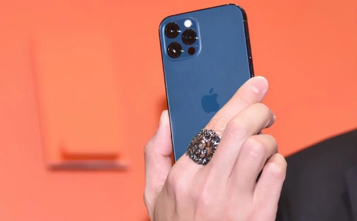 稷山苹果手机维修分享iPhone12系列重启方法教程 